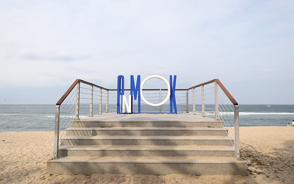 Anmok Beach, Gangneung